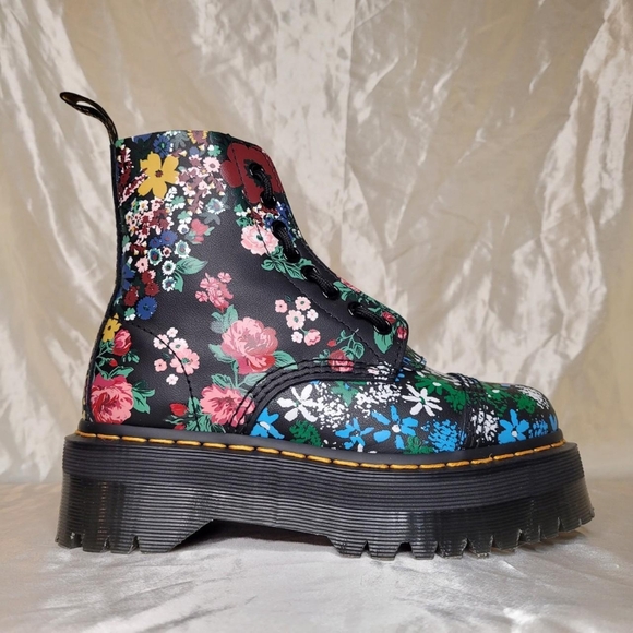 Dr. Martens Sinclair Floral Mashup leather platform boots - Picture 3 of 7